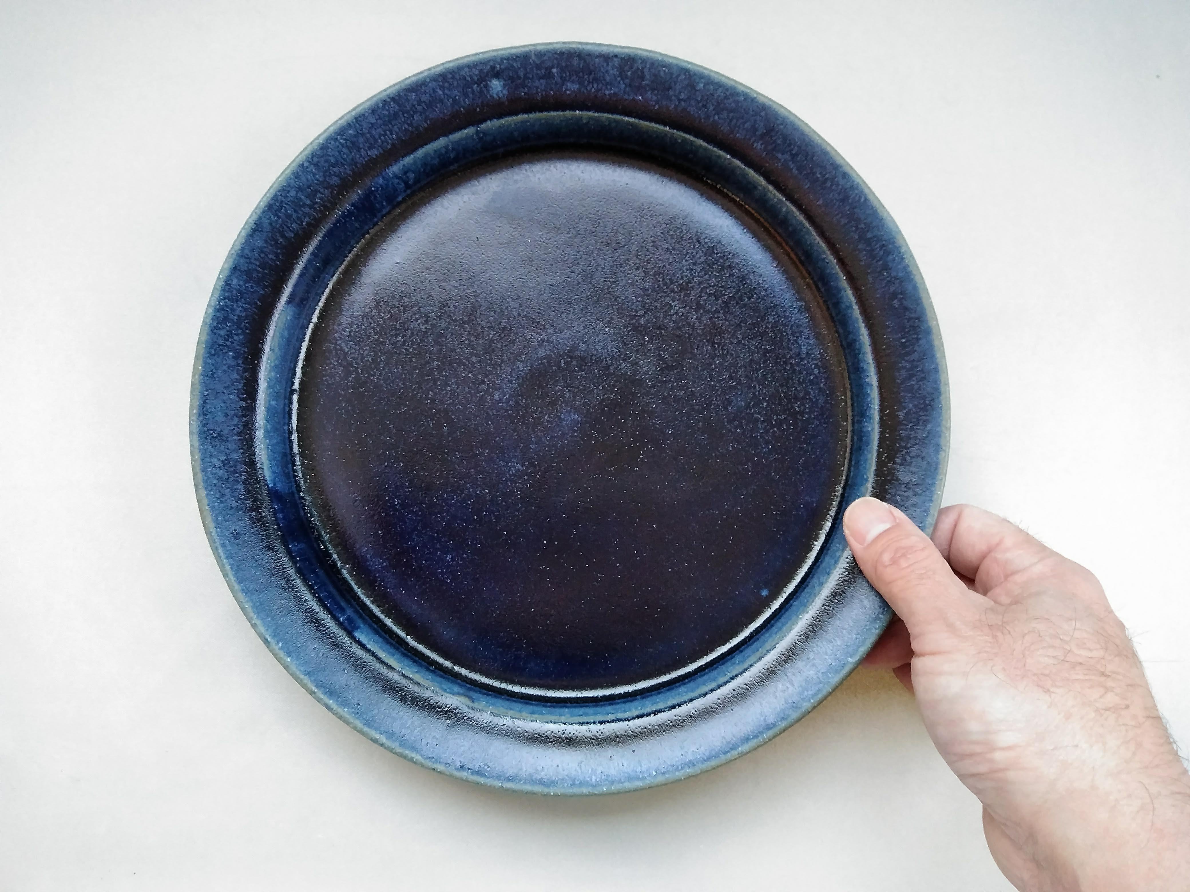 紺碧釉リムディナー鉢【山本一仁】