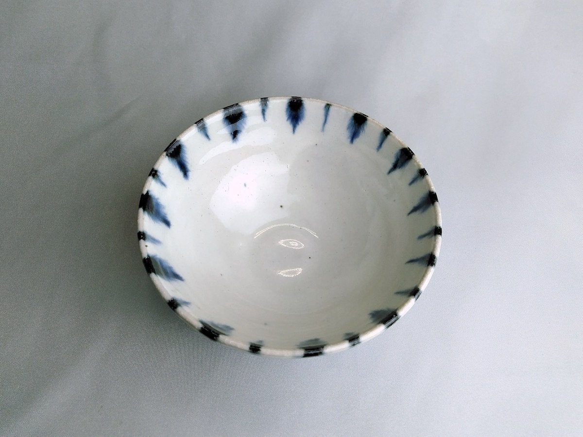 安南十草飯碗小【南窯】