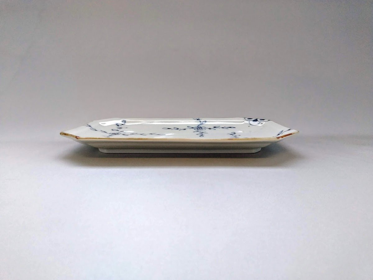 つる花唐草焼皿【徳七窯】