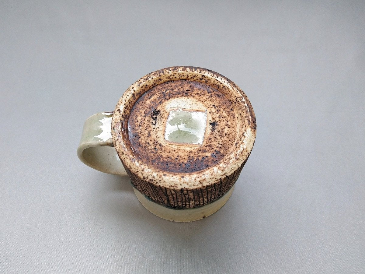 灰釉線彫底広マグ【加藤祥孝】