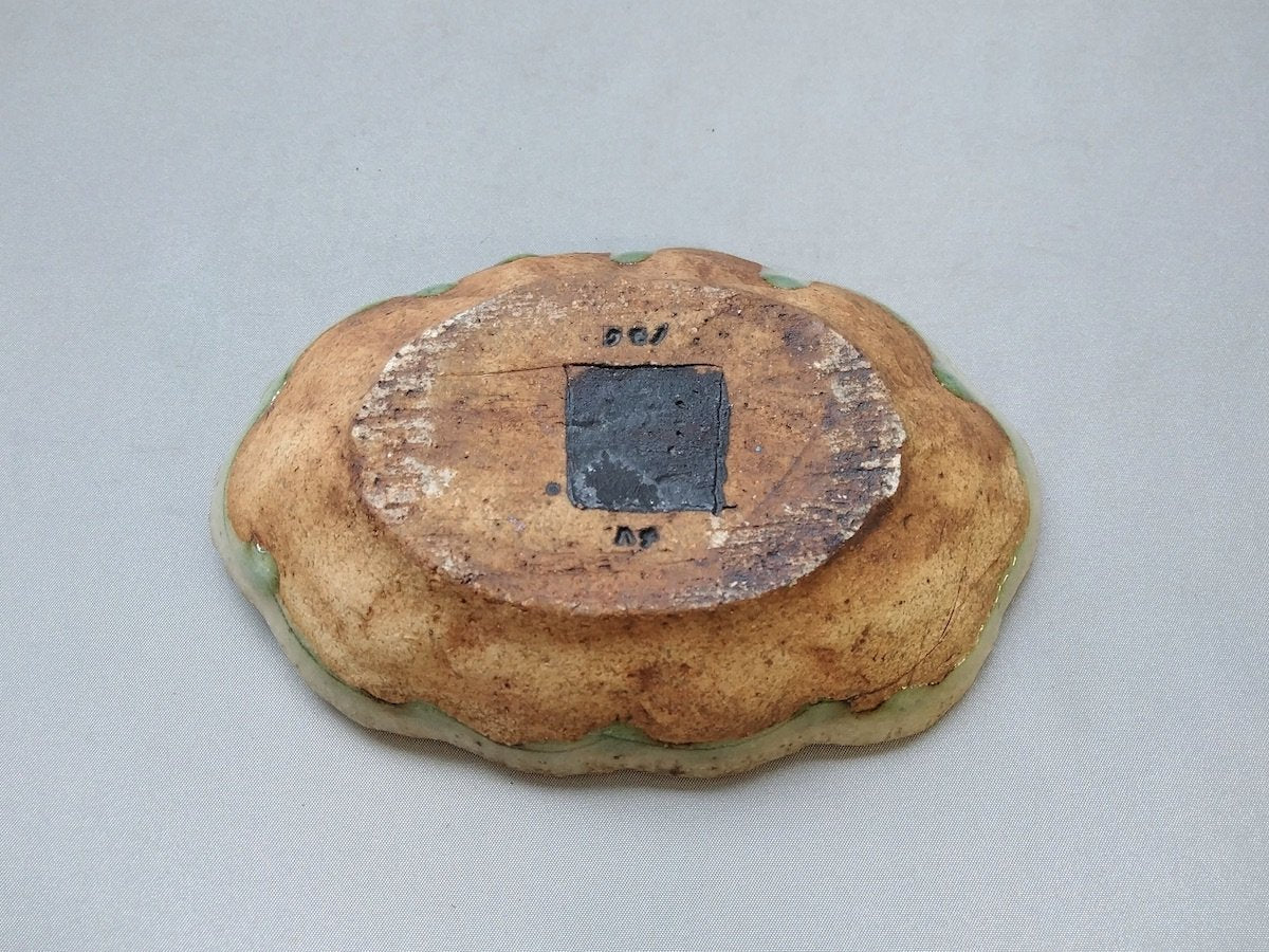 灰釉線彫雲型小鉢【加藤祥孝】