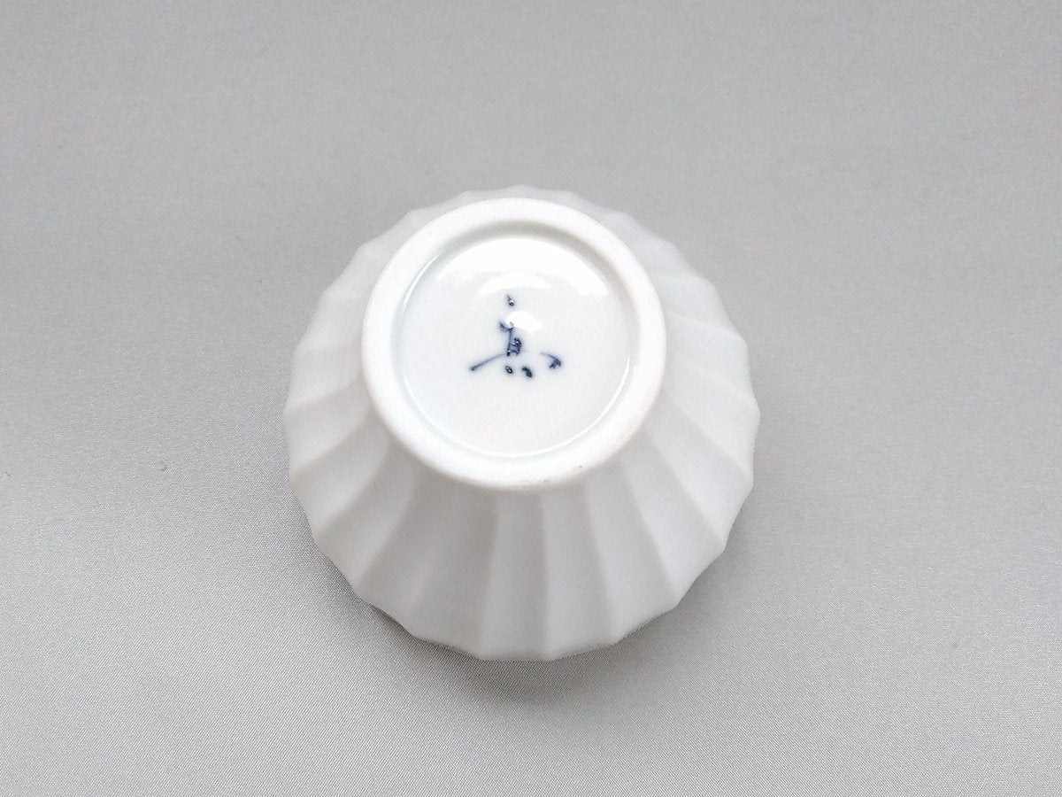 白磁竹林彫しぼりカップ【一真窯】