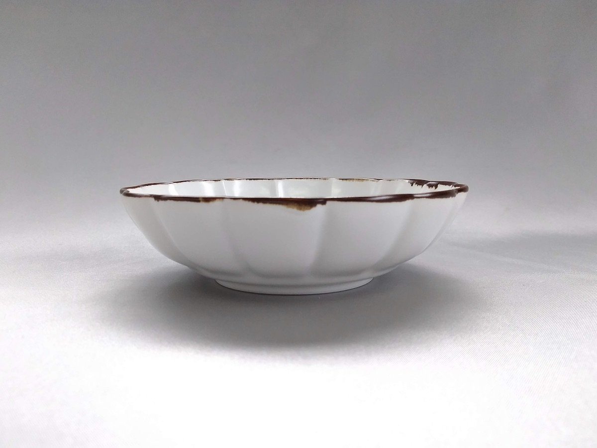 菊割小鉢渕サビ白マット【皓洋窯】