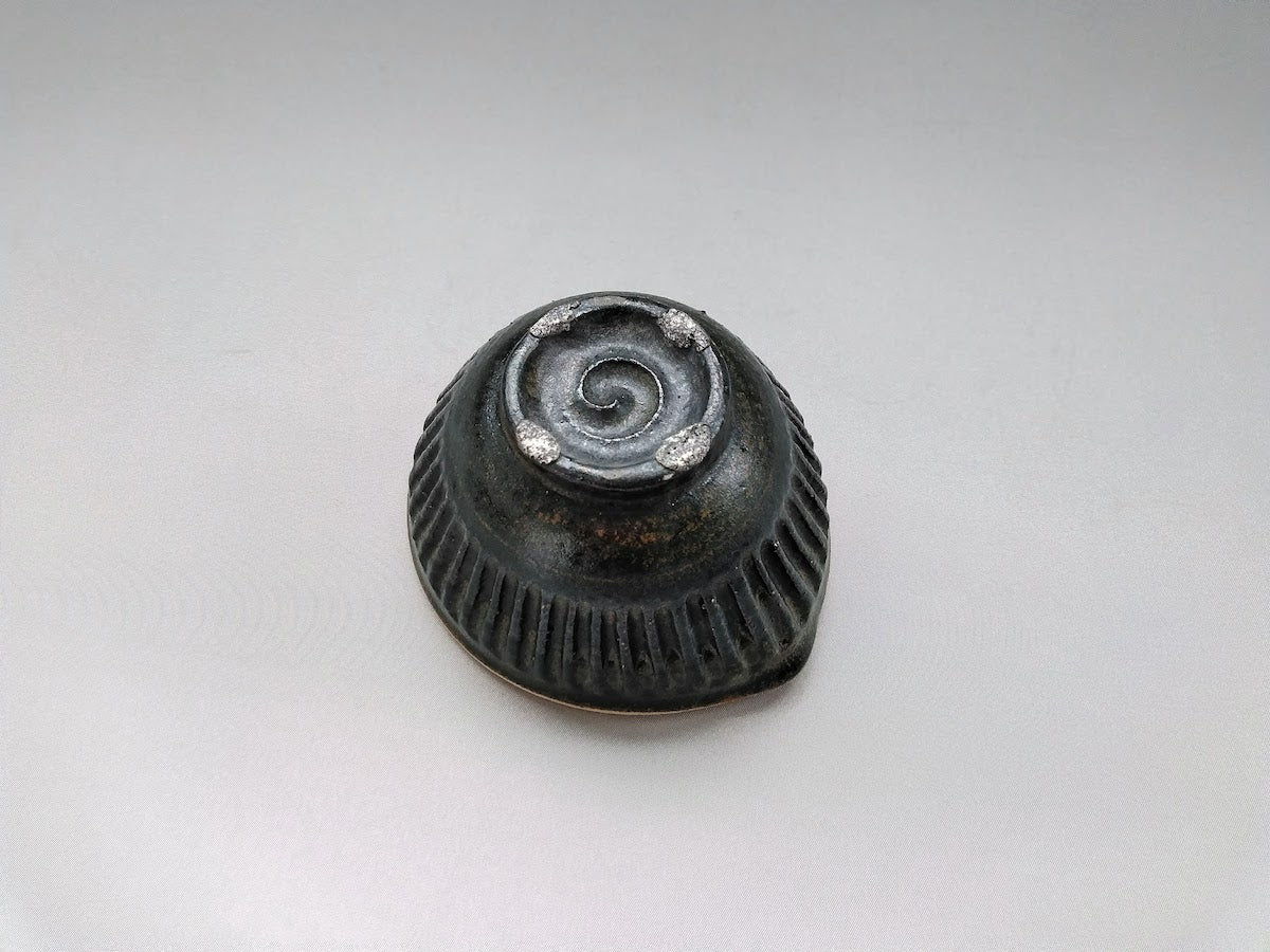 鉄黒しのぎ片口小鉢【益子淳一】