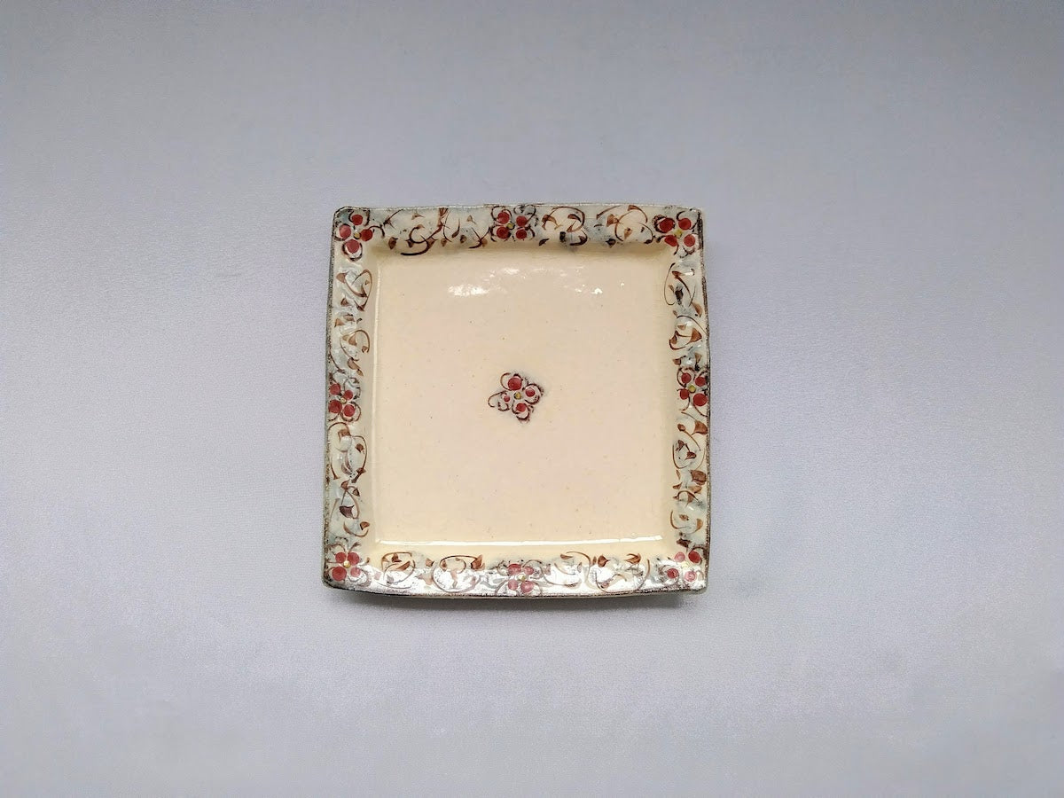 安南赤絵唐草5寸角皿【日比野正明】