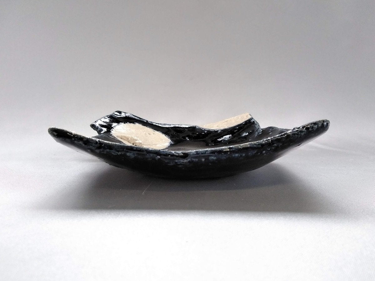 藍釉丸紋貼合角小皿【山本一仁】