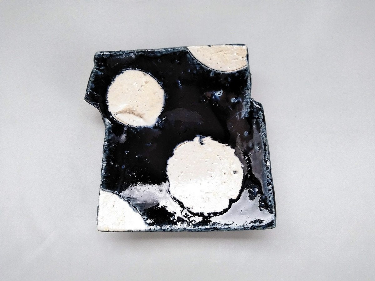 藍釉丸紋貼合角小皿【山本一仁】