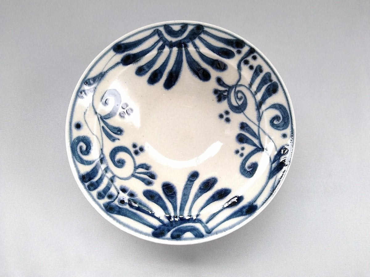 安南つる唐草6寸リム鉢【宗山窯】