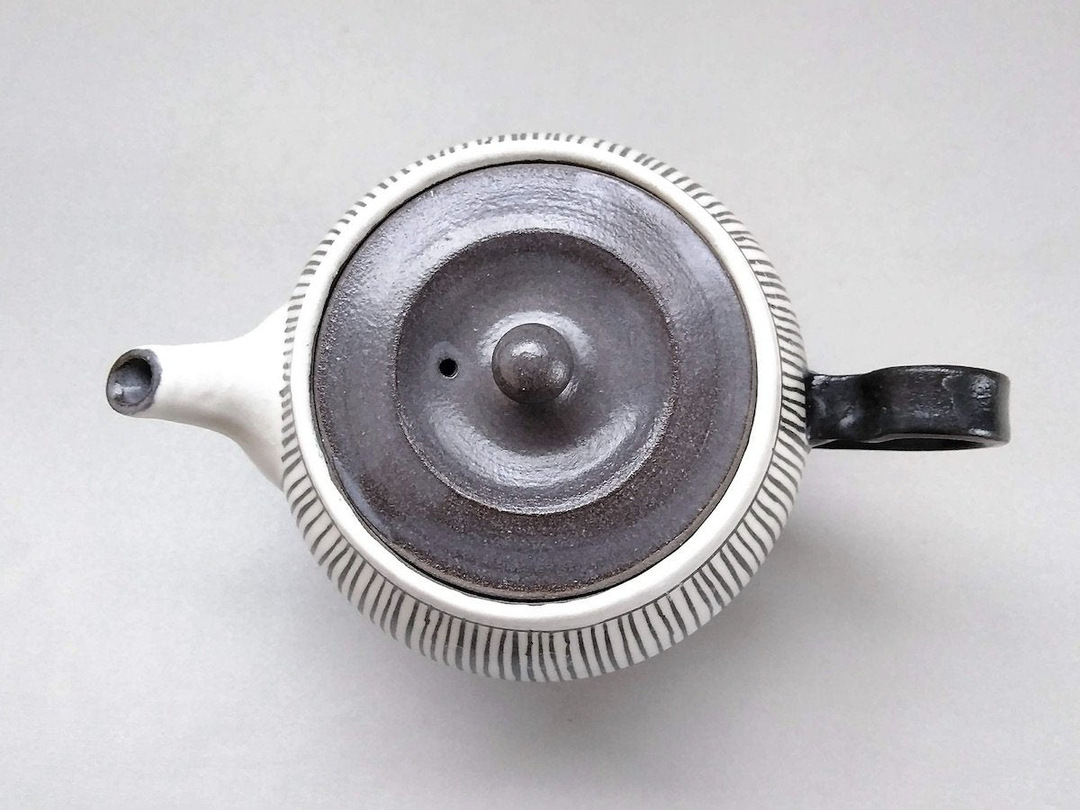 鉄十草ポット【小林哲也】