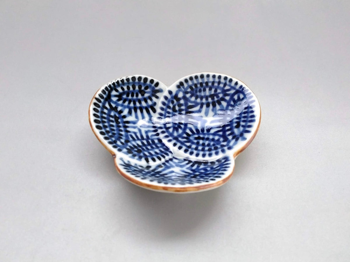 染付たこ唐草三つ足皿【寿千窯】