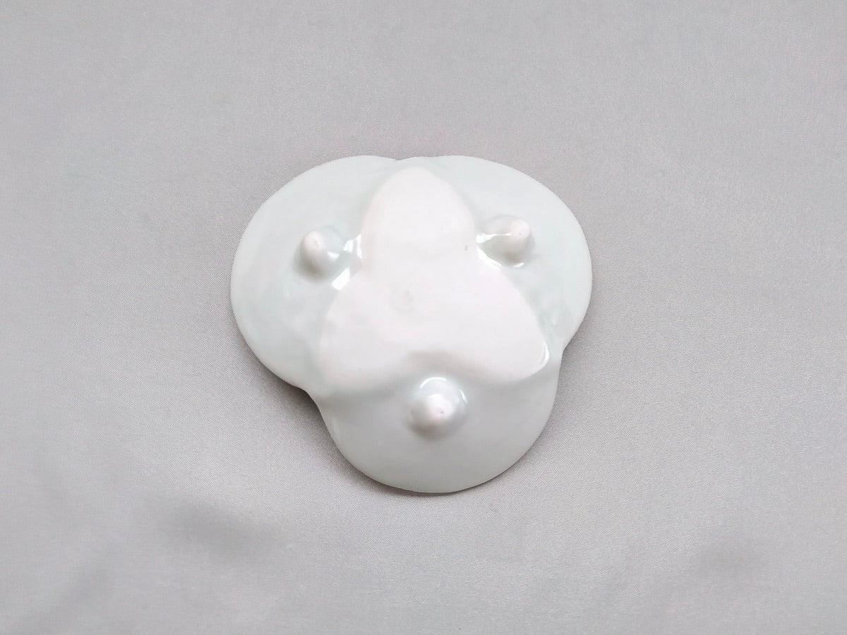 染付たこ唐草三つ足皿【寿千窯】