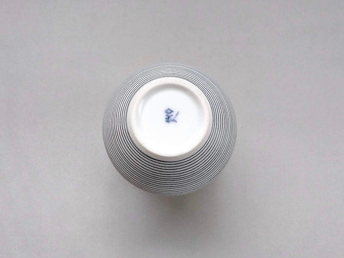 黒呉須象嵌ワイングラス【李荘窯】