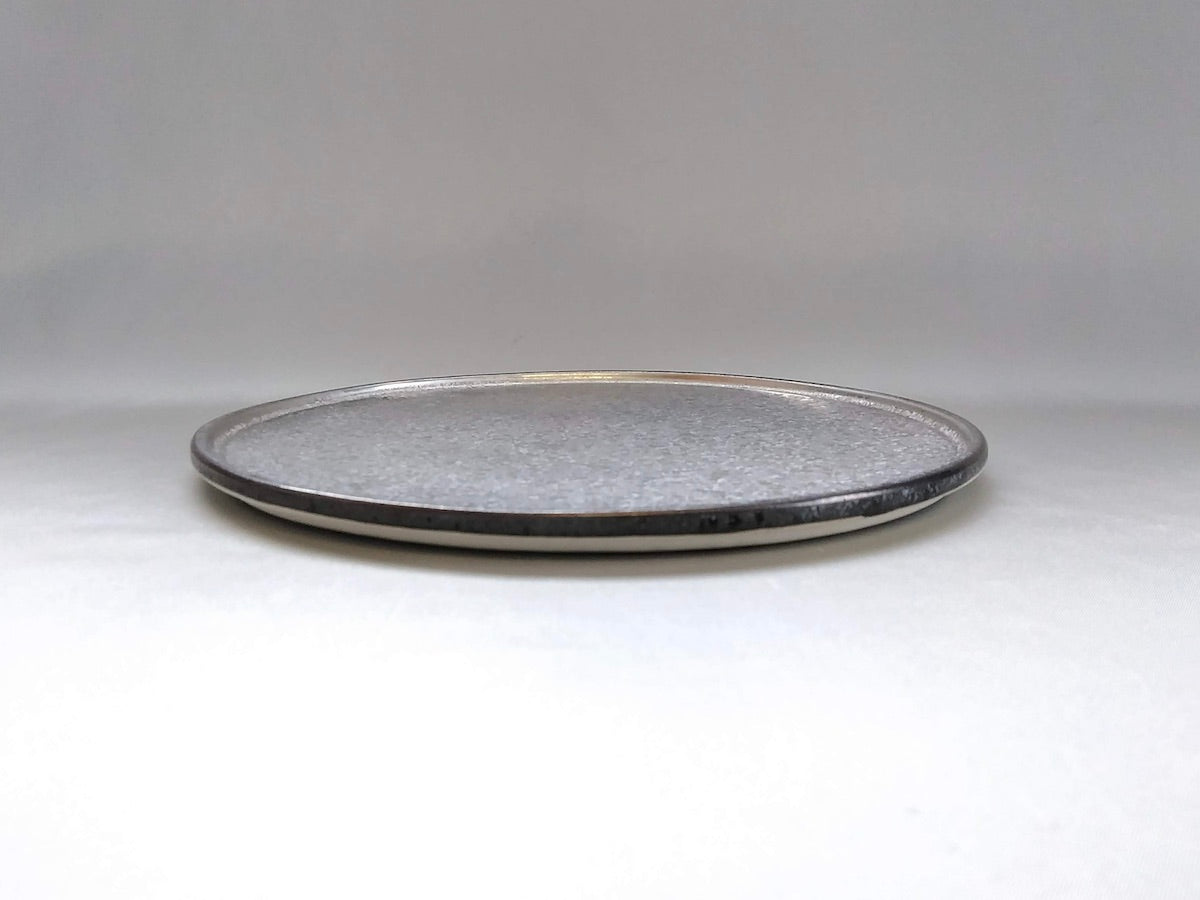 黒柚子銀塗り22cm渕付き丸皿【陶悦窯】