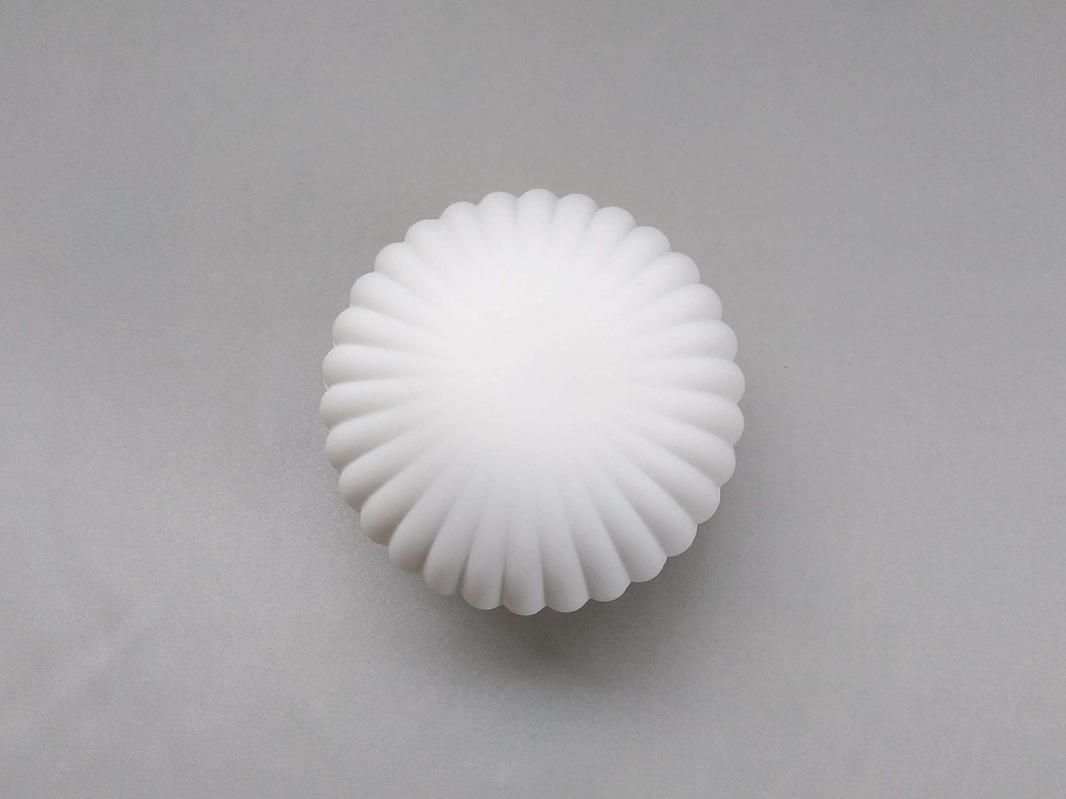 菊割カバードボウル10cm【やま平窯】