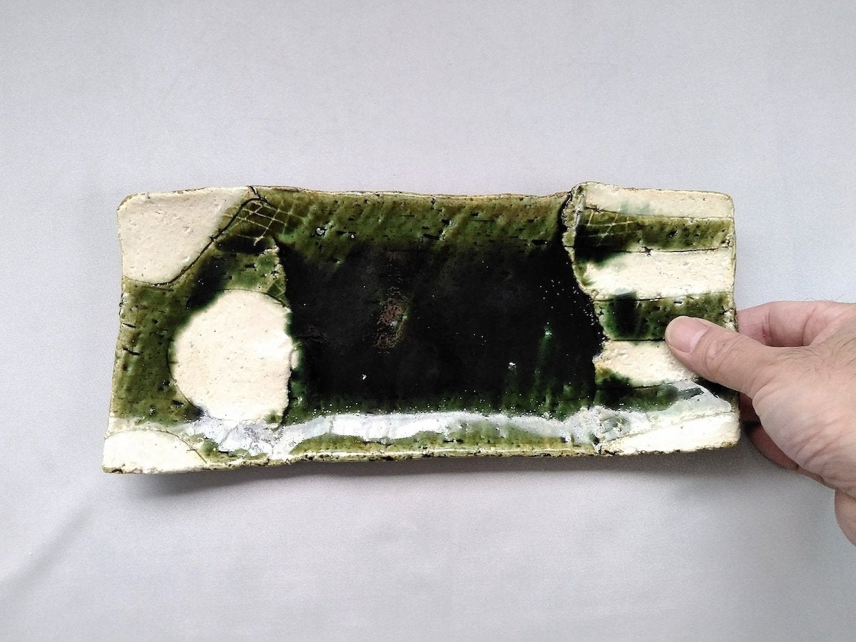 織部丸紋ストライプ長皿【山本一仁】