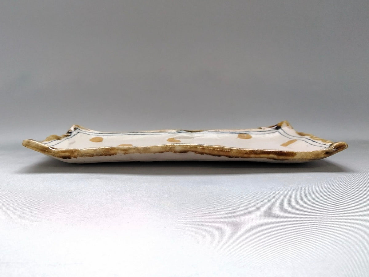 白化粧線刻黄ドット焼物皿【山本一仁】