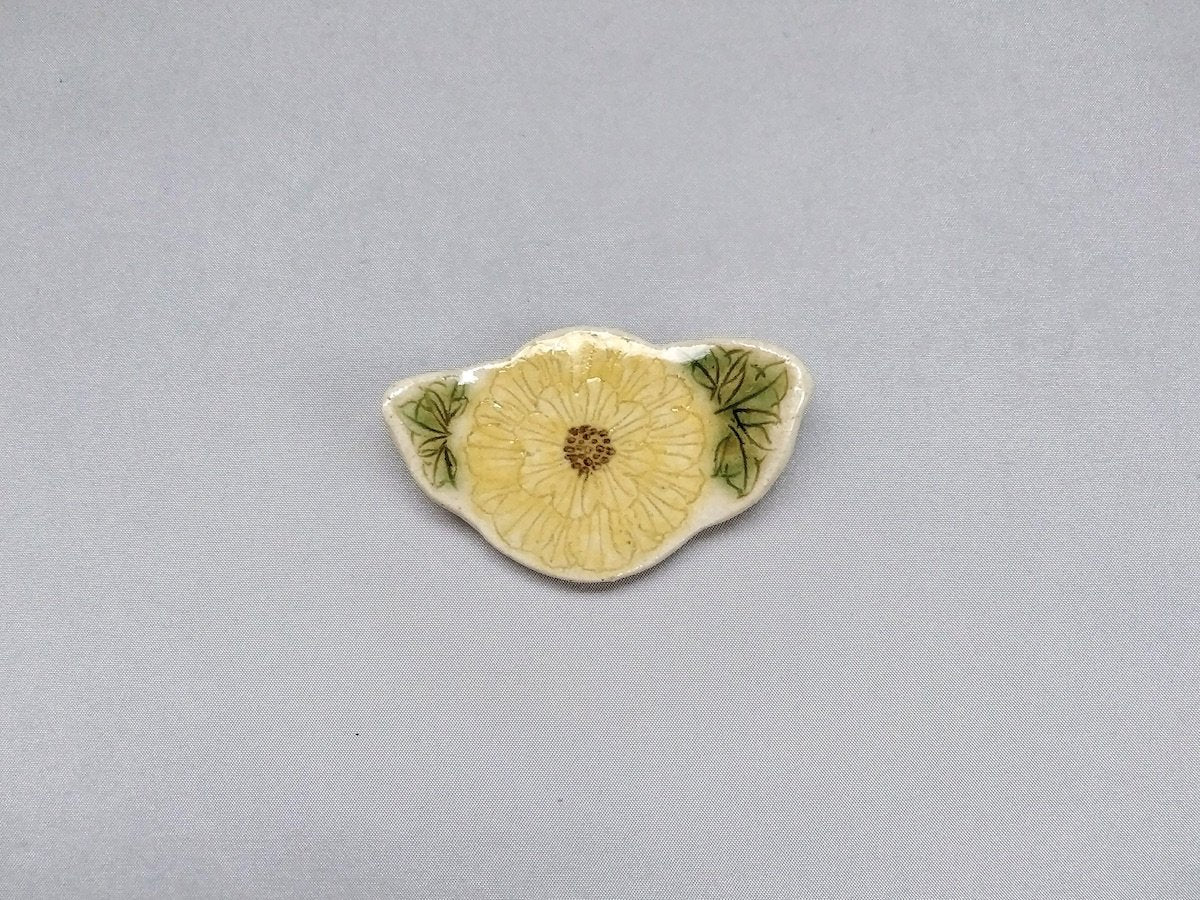 牡丹花箸置き黄【加藤芳平】