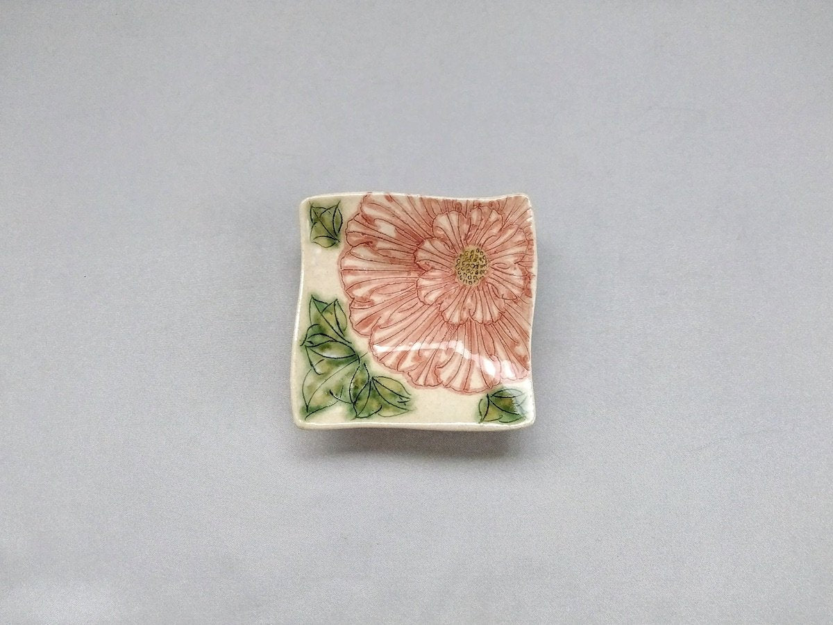 舞牡丹ゆらり角豆皿赤【加藤芳平】