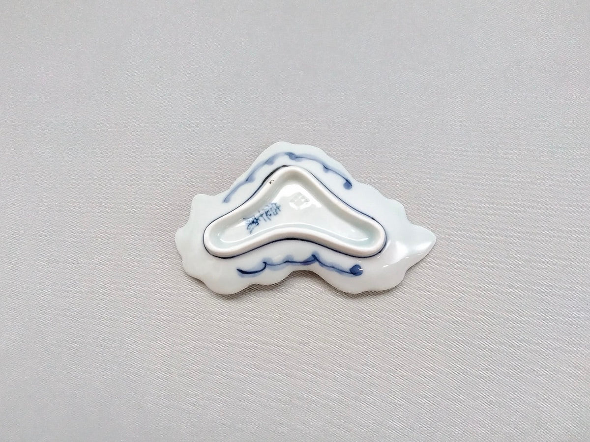 染付菊紋菊形手塩皿【徳七窯】