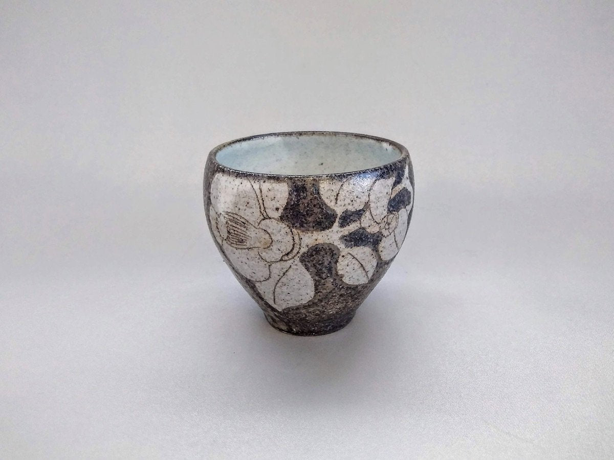 掻き落とし椿フリーカップ 大【小川洋子】