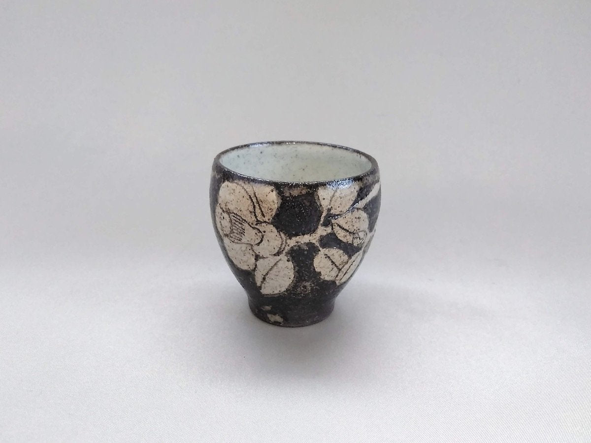 掻き落とし椿フリーカップ 小【小川洋子】