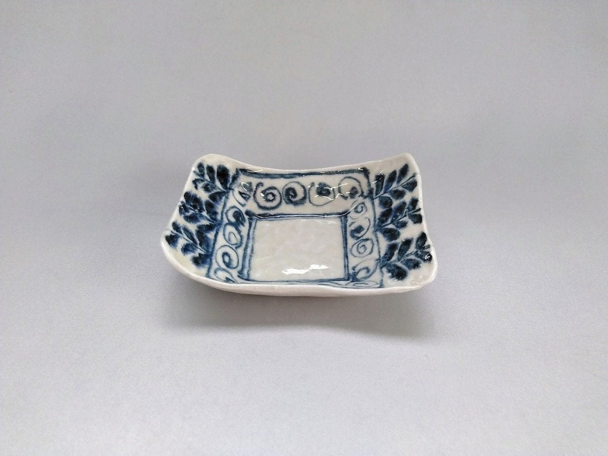 安南渦草紋長角珍味鉢【宗山窯】