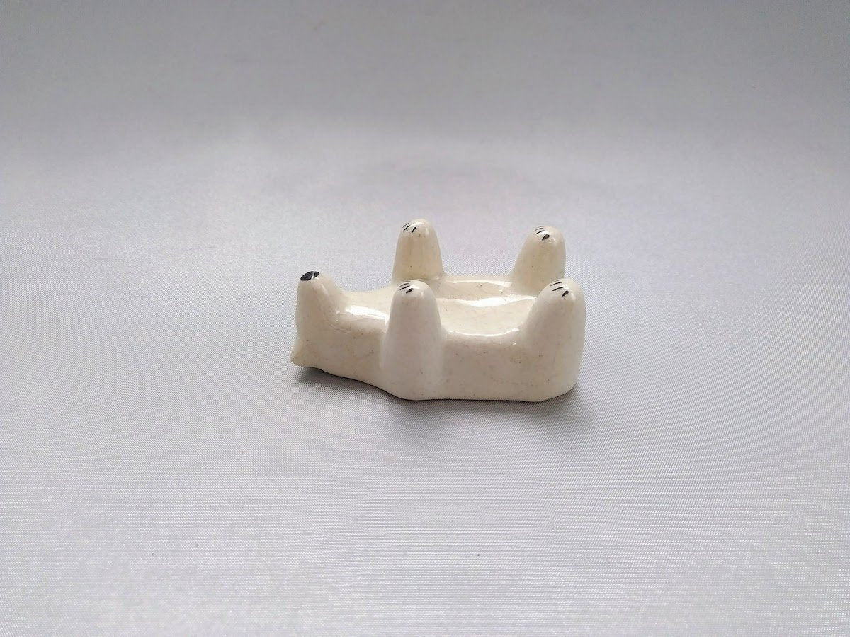 エッグスタンド シロクマ【牧田亮】