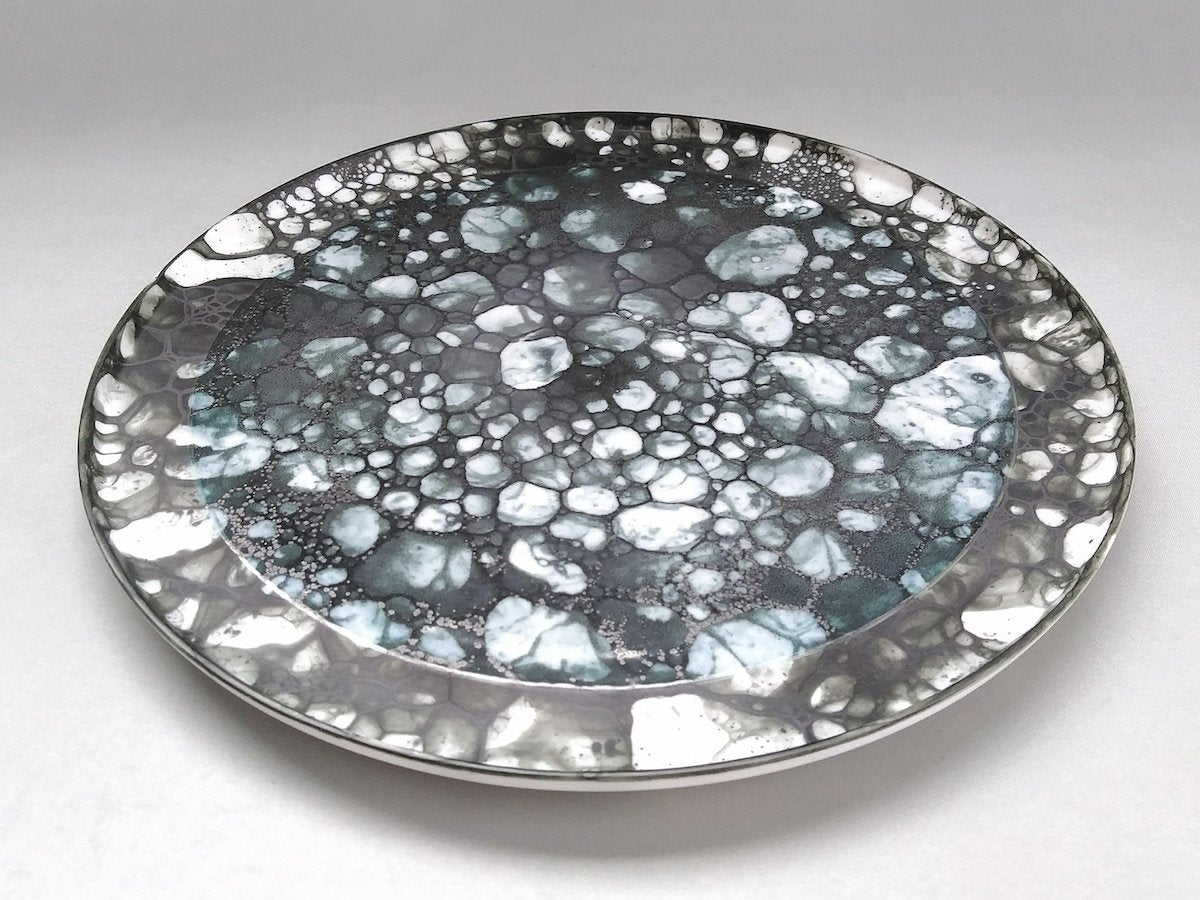 泡frameラウンドプレート 26cm 黒【やま平窯】