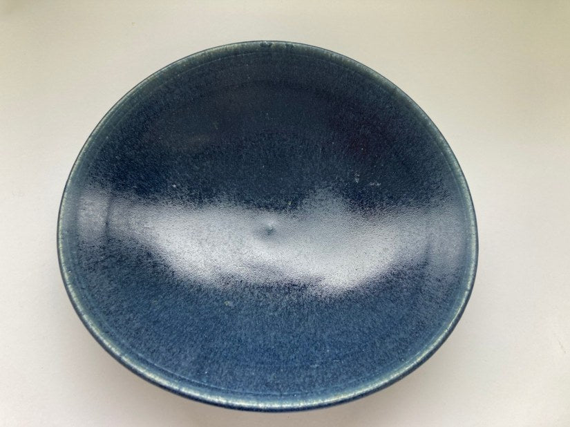 【暮らしに寄り添う】テーブルを彩る紺碧色のパスタ皿セット