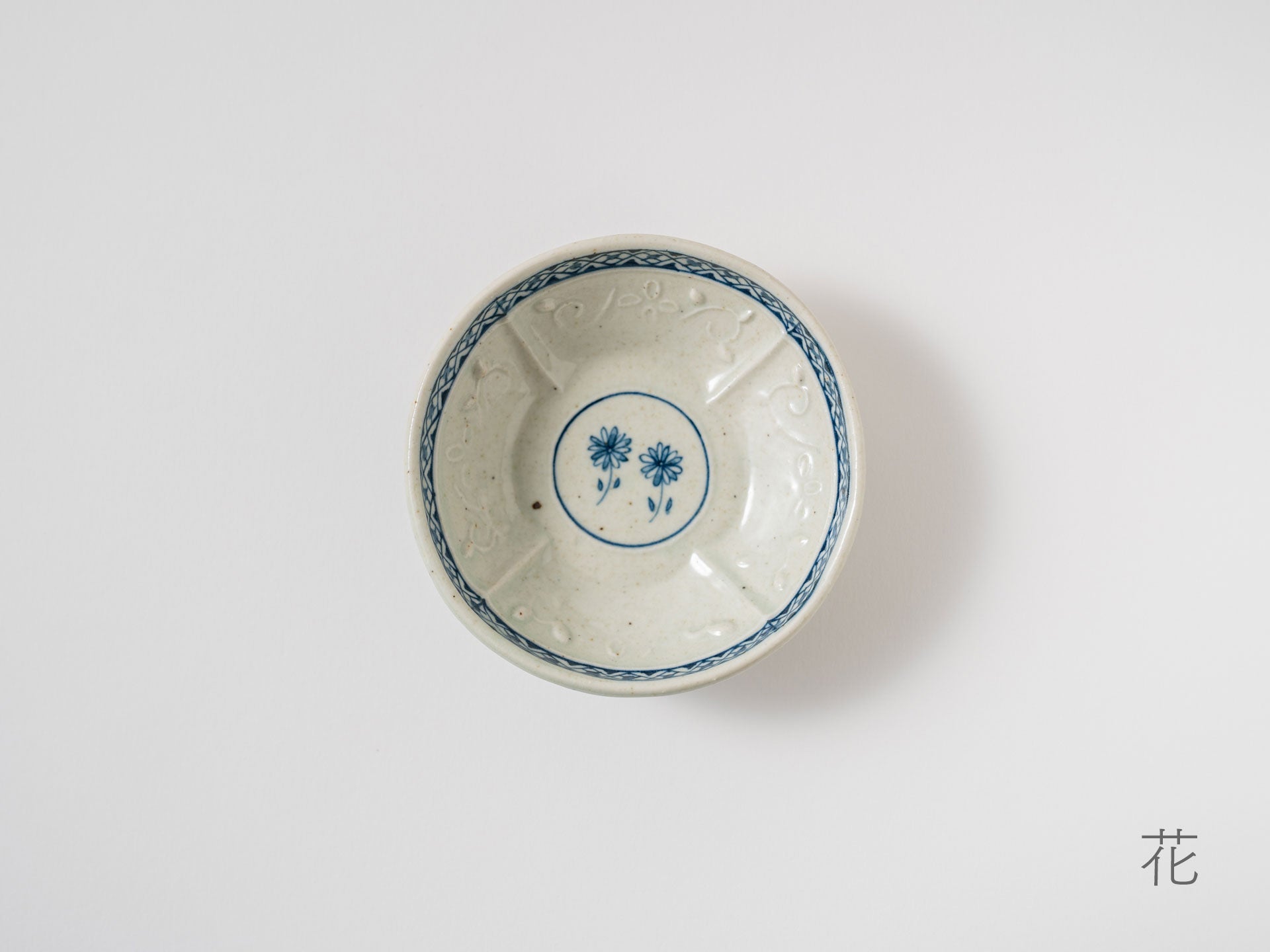 Round arabesque small plate [Sachiko Niijima_23ex]