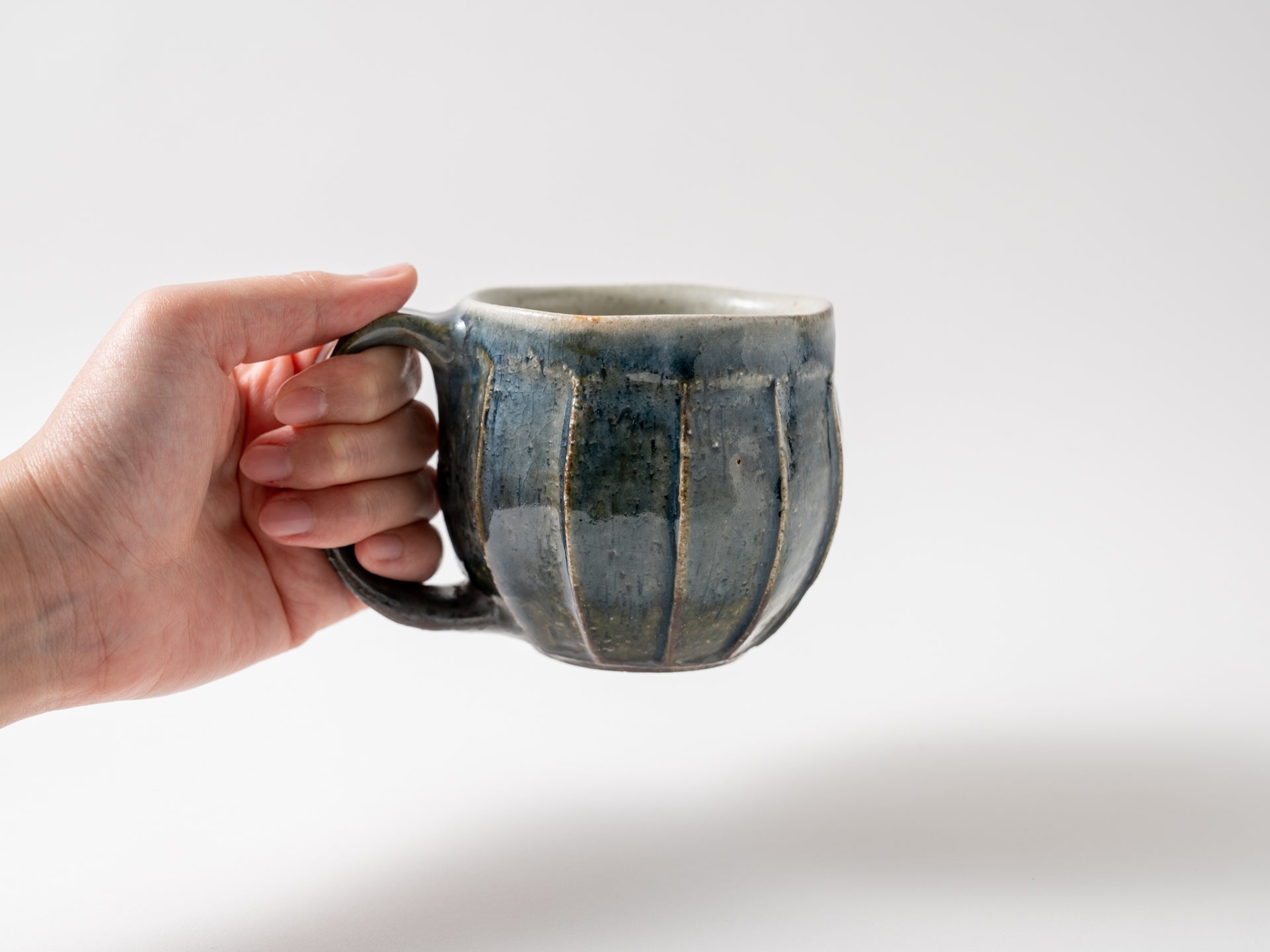 Gray-blue beveled mug [Yamamoto Taizo_23ex]