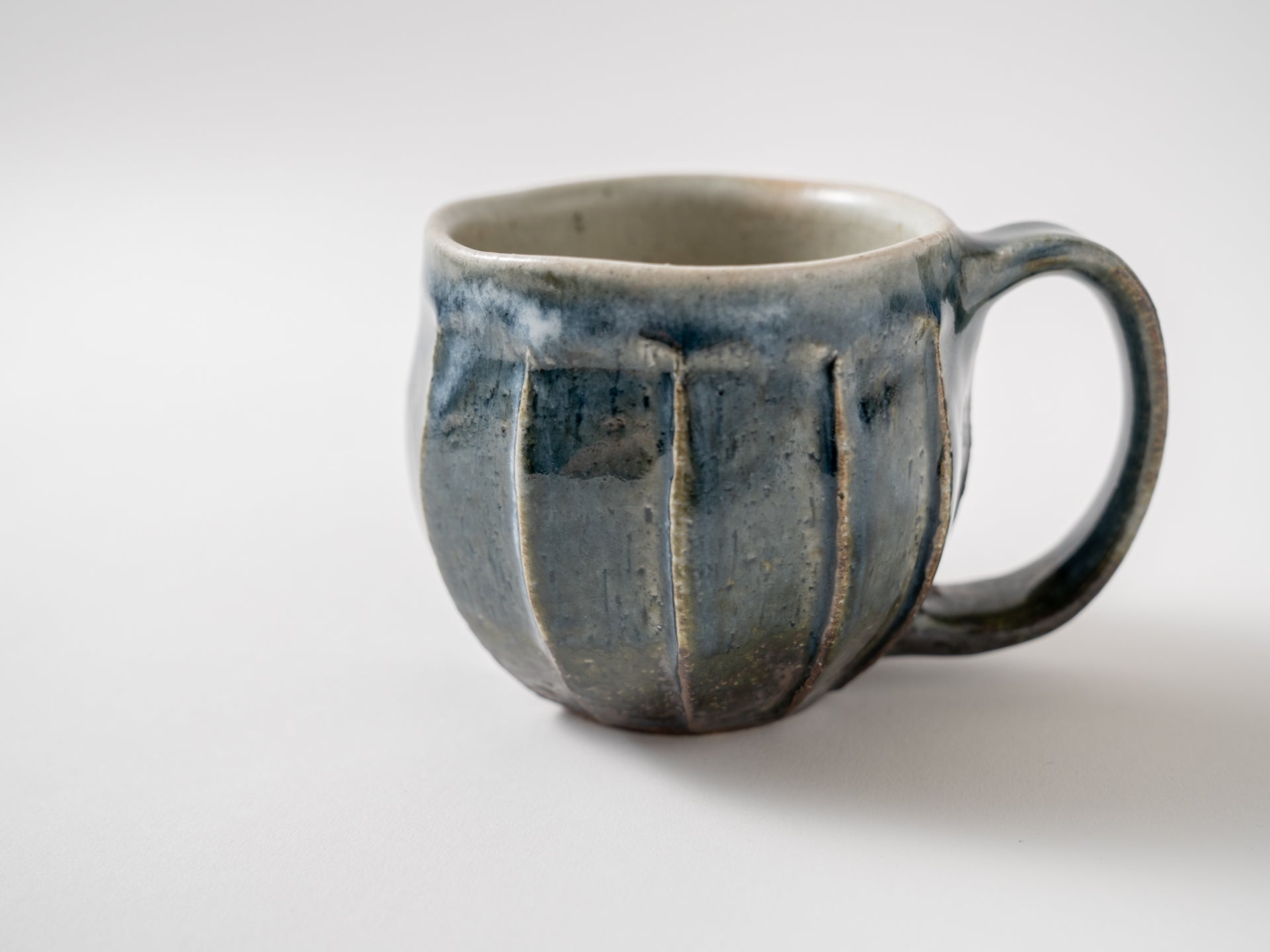 Gray-blue beveled mug [Yamamoto Taizo_23ex]