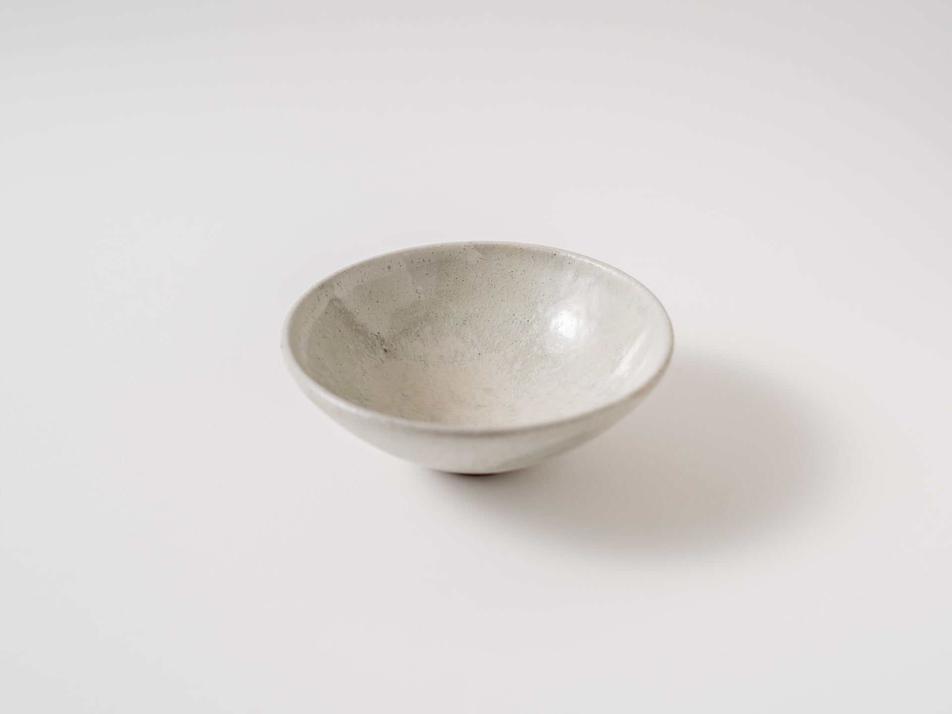 Small bowl ash glaze [Kazuya Murao]