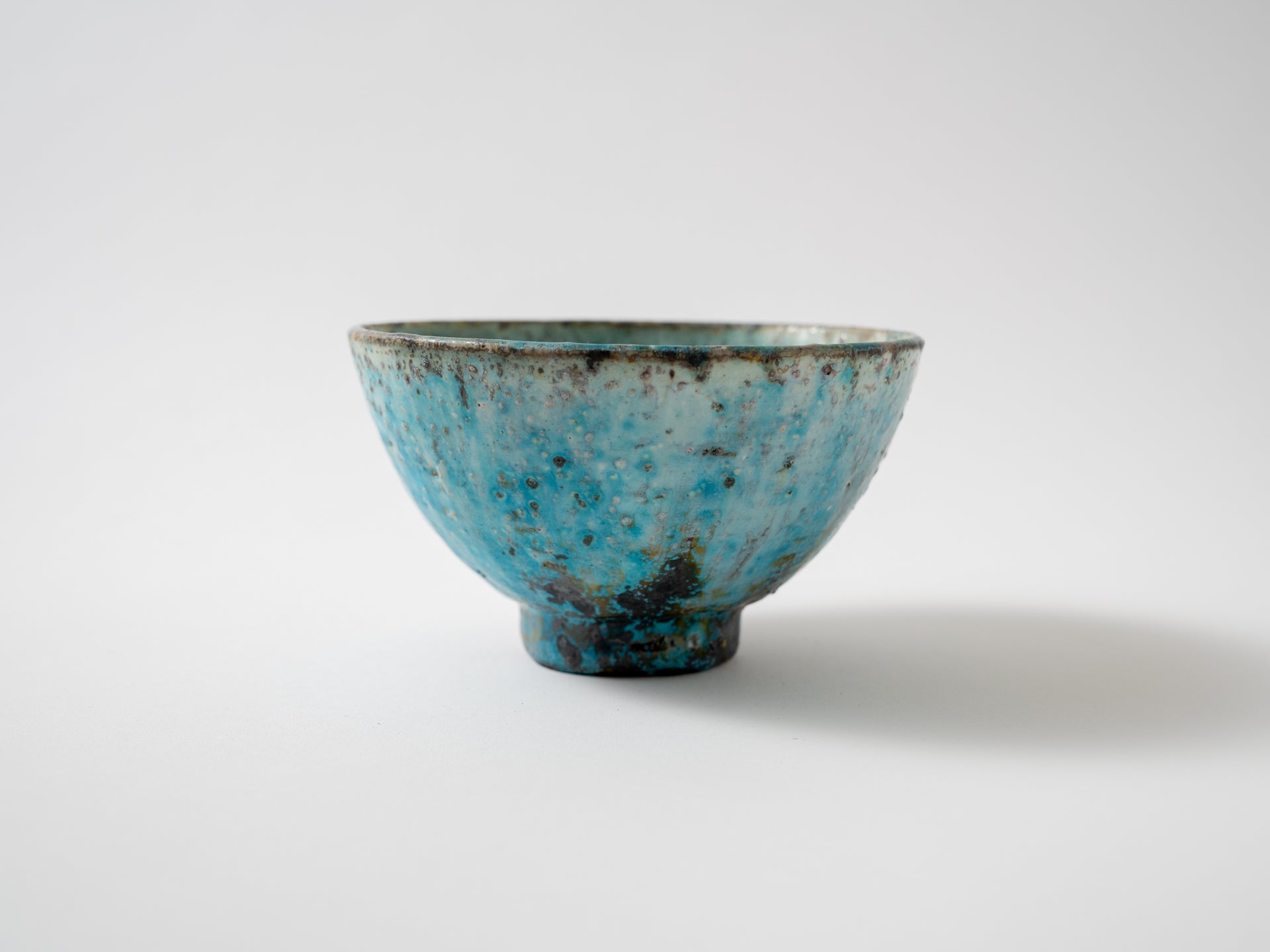 Large blue tea bowl [Shinichi Kotsuji]