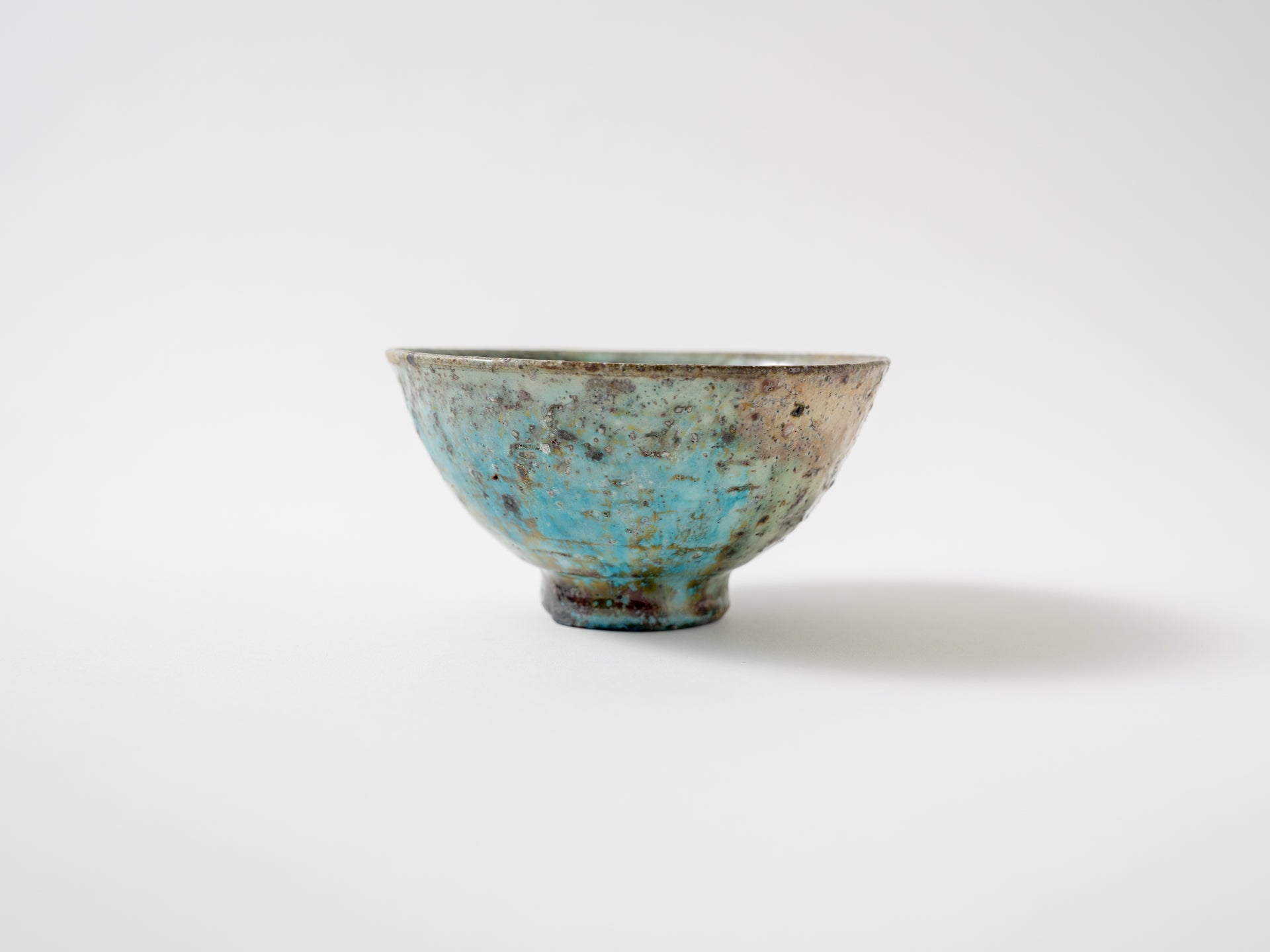 Blue tea bowl [Shinichi Kotsuji]