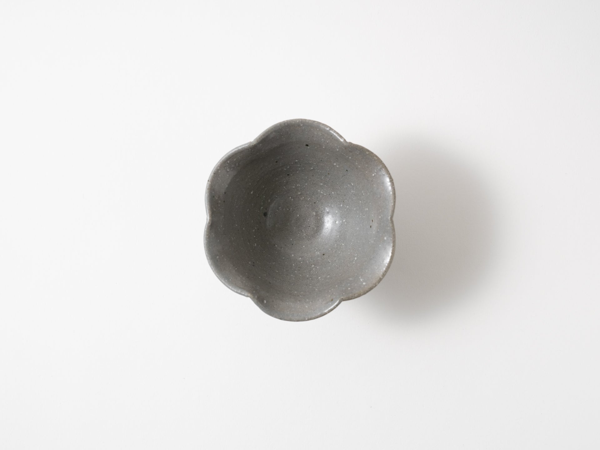 Gray glaze Wakadai pot [Furuya Seisou_ex23]