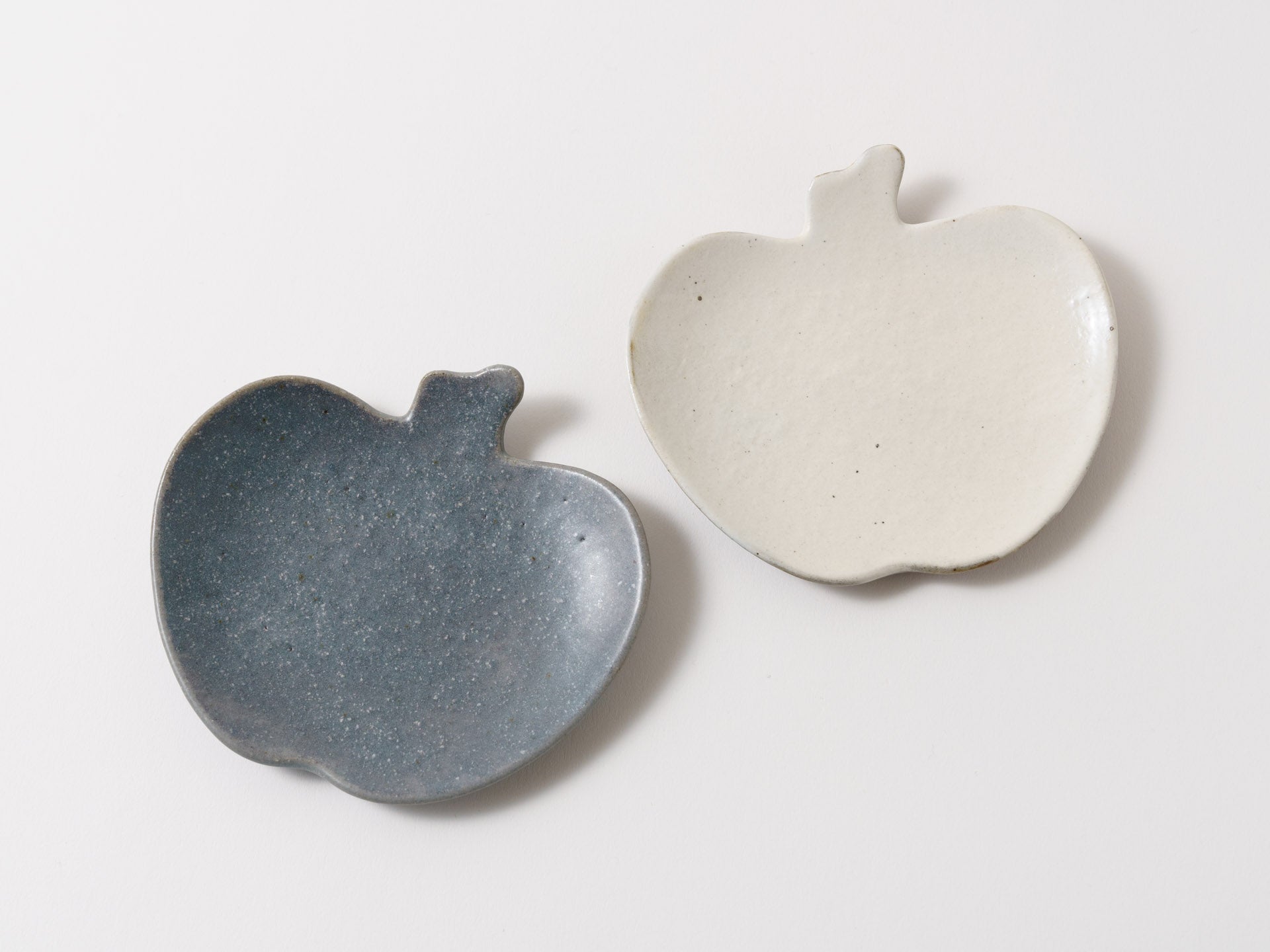 Tetsusan Apple Plate Small [Furuya Ceramics_ex23]