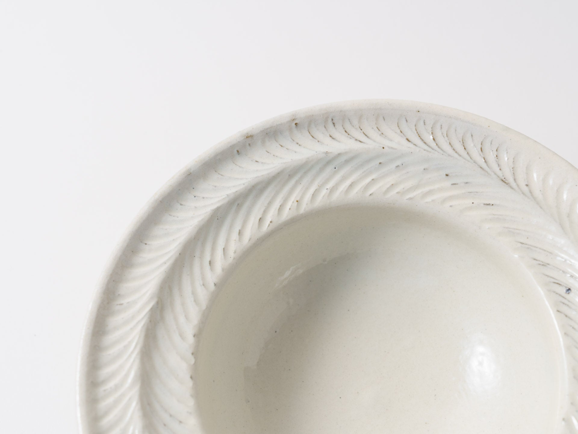 Tetsusan Leaf Rim Bowl Large [Furuya Ceramics_ex23]