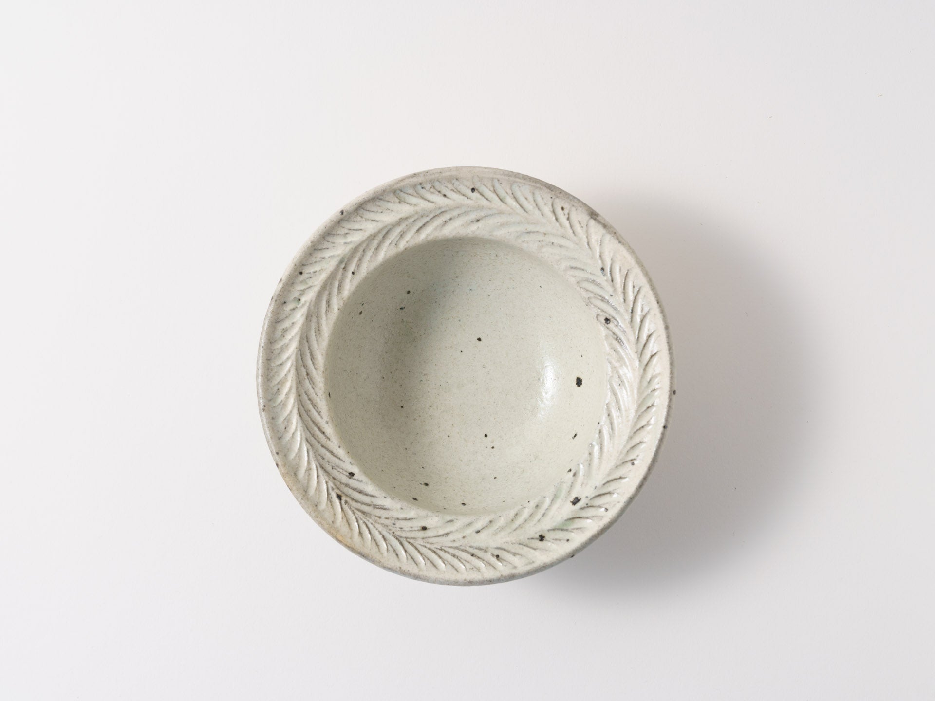 Blue gray leaf rim bowl small [Furuya Ceramics_ex23]