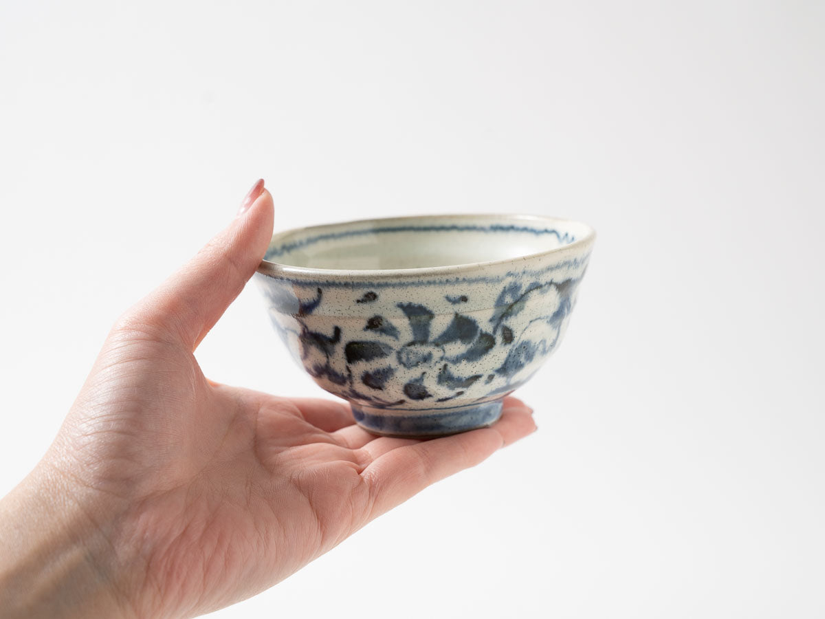安南唐草 飯椀小【横田勝郎】