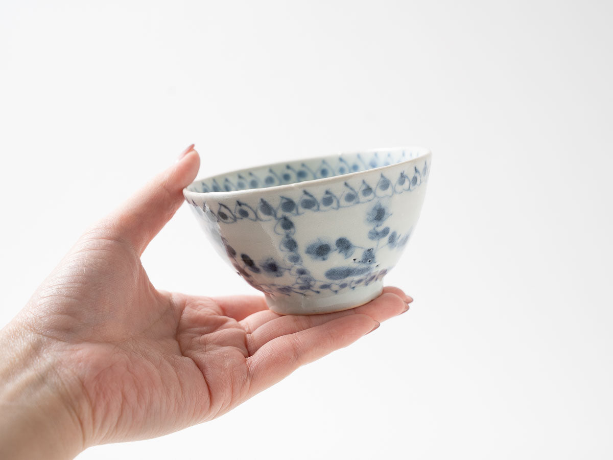 飯碗 すみれ【横田翔太郎】