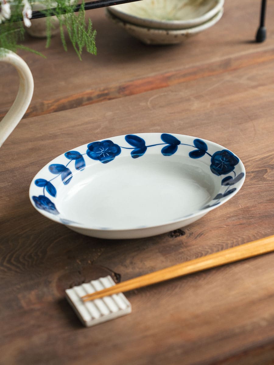 リム楕円皿染付花つなぎ【皓洋窯】