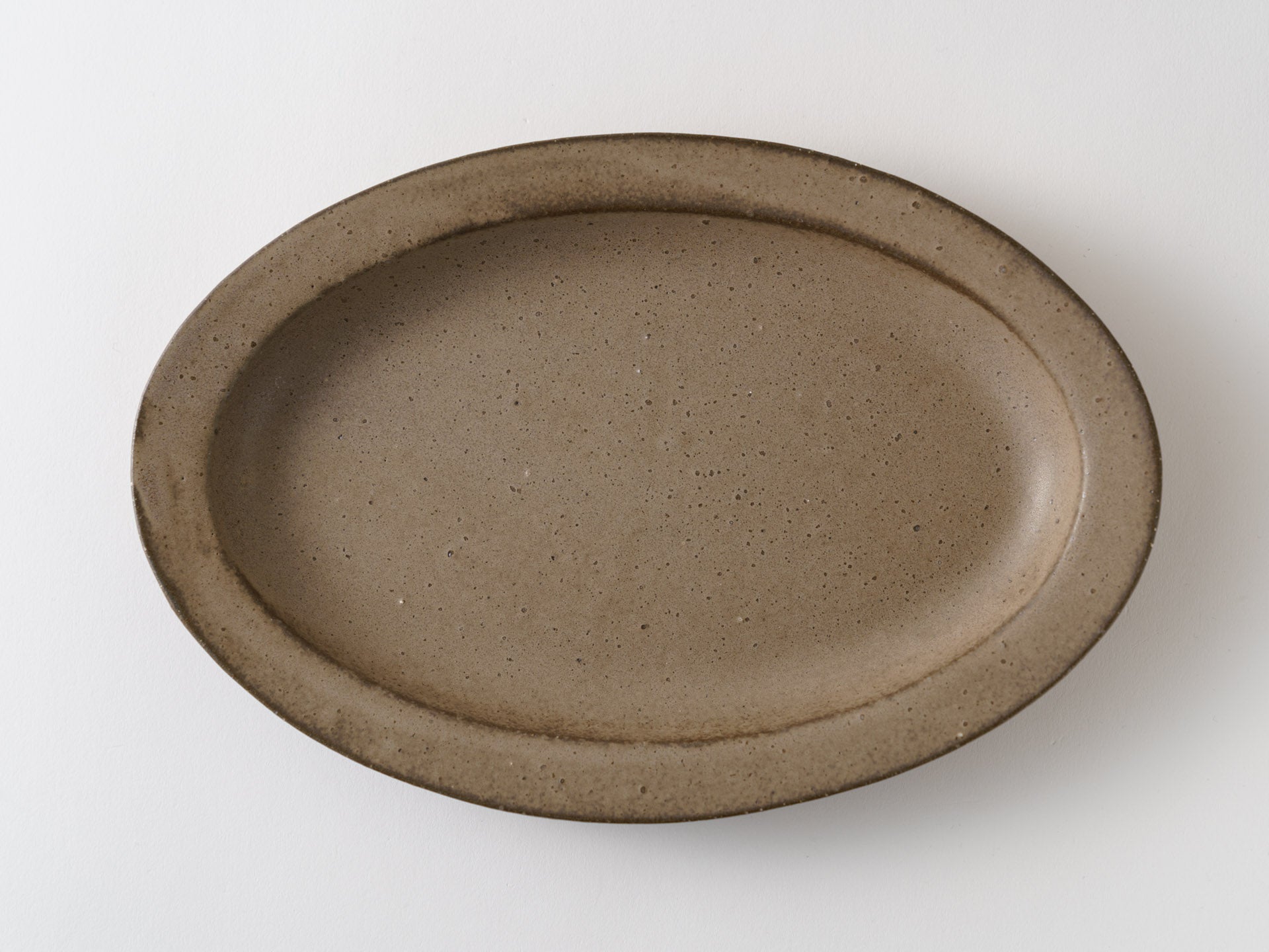 Oval plate medium [Chieko Fujita_23ex]