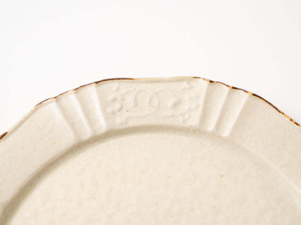 チューリップ紋輪花リム皿【山崎瞳】