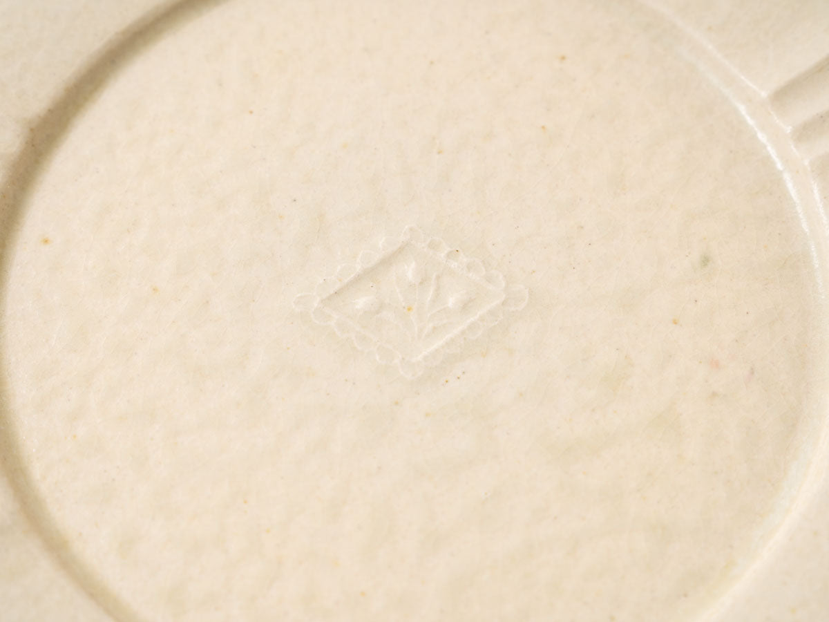 チューリップ紋輪花リム皿【山崎瞳】