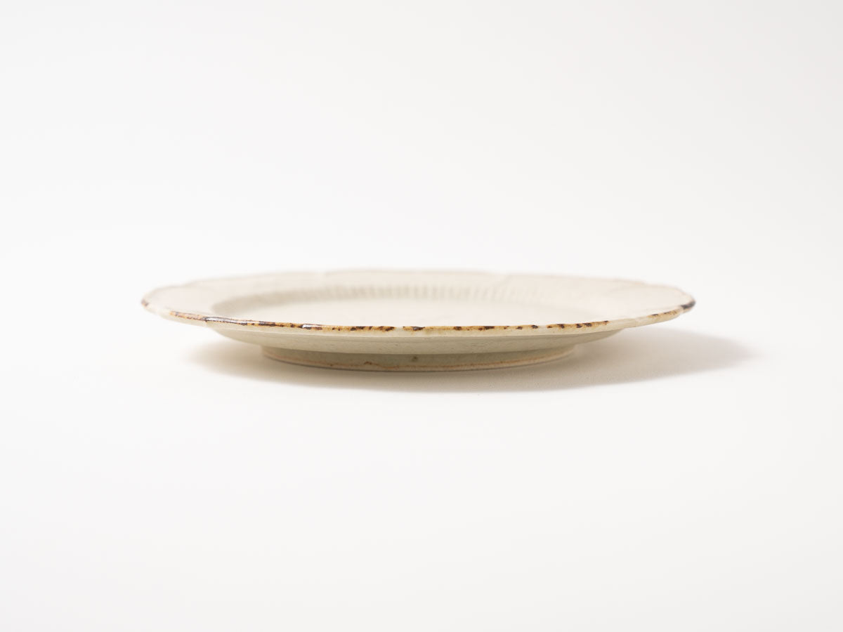 タンポポ紋輪花リム皿【山崎瞳】