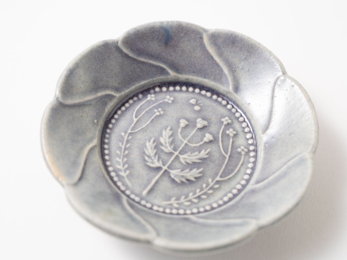 アザミ紋輪花小皿【山崎瞳】