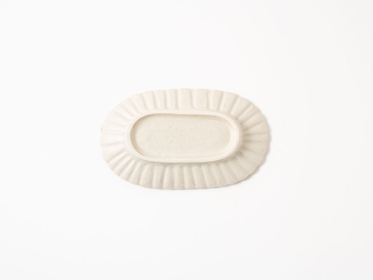 オーバル菊割星紋小皿【山崎瞳】