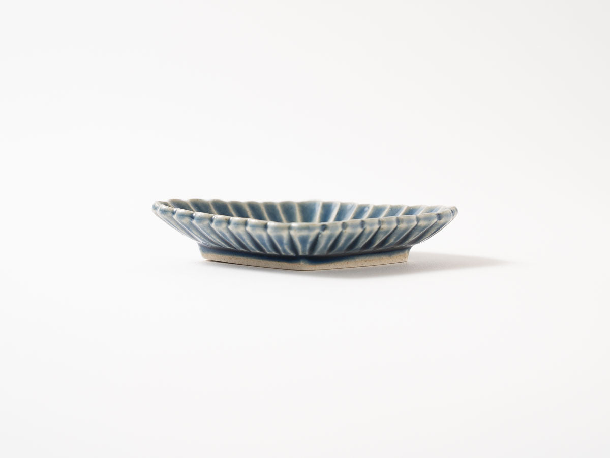 菊割菱小皿【山崎瞳】