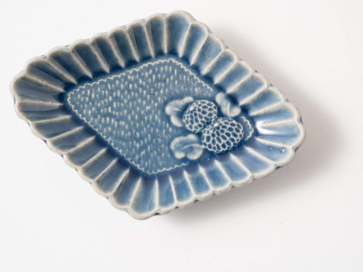 菊割菱小皿【山崎瞳】